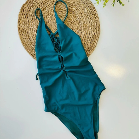 Aerie Green Lace Up One Piece Swimsuit Size Medium - Picture 4 of 12